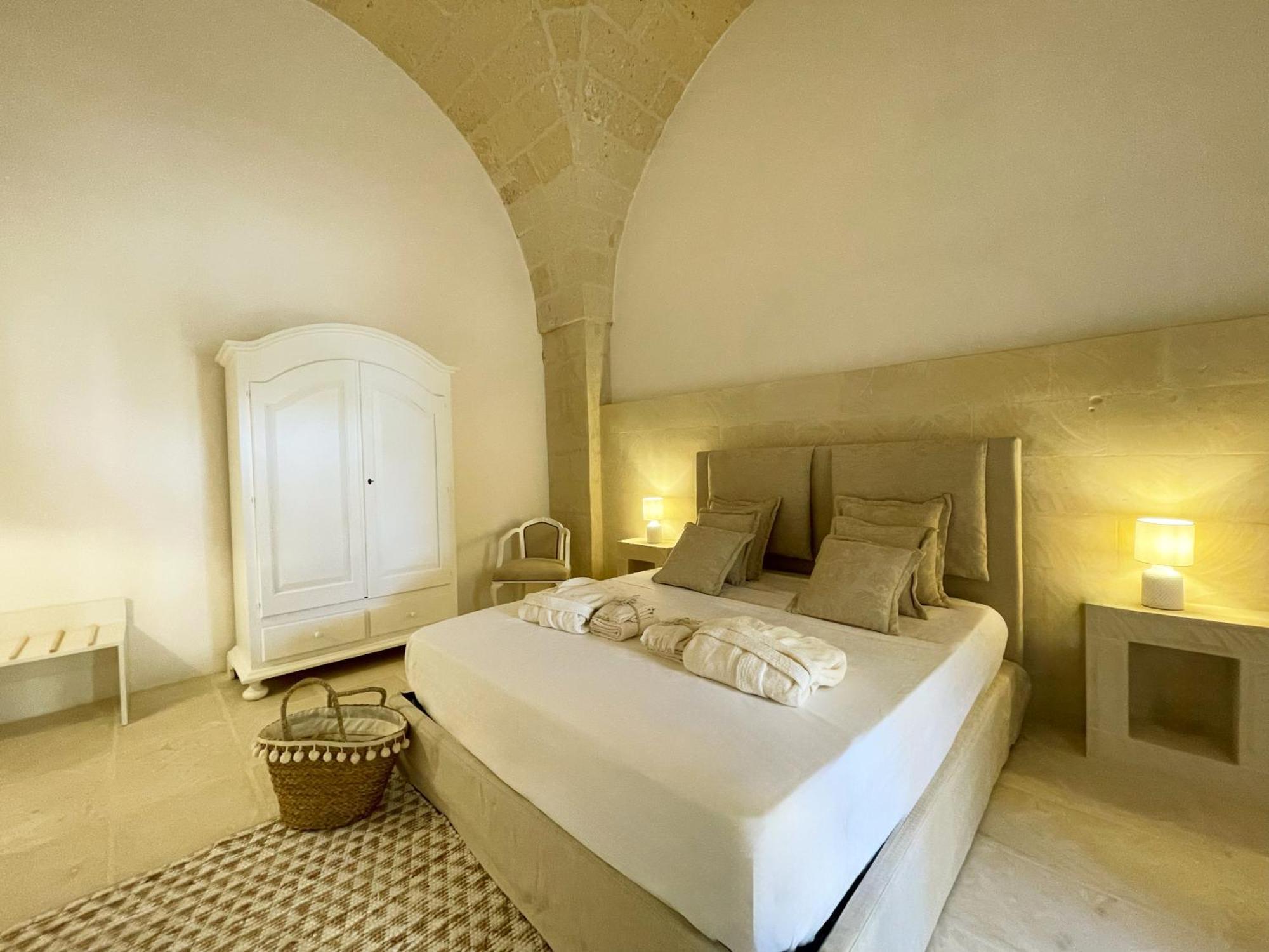 Masseria Paralupi Bed & Breakfast Lecce Luaran gambar