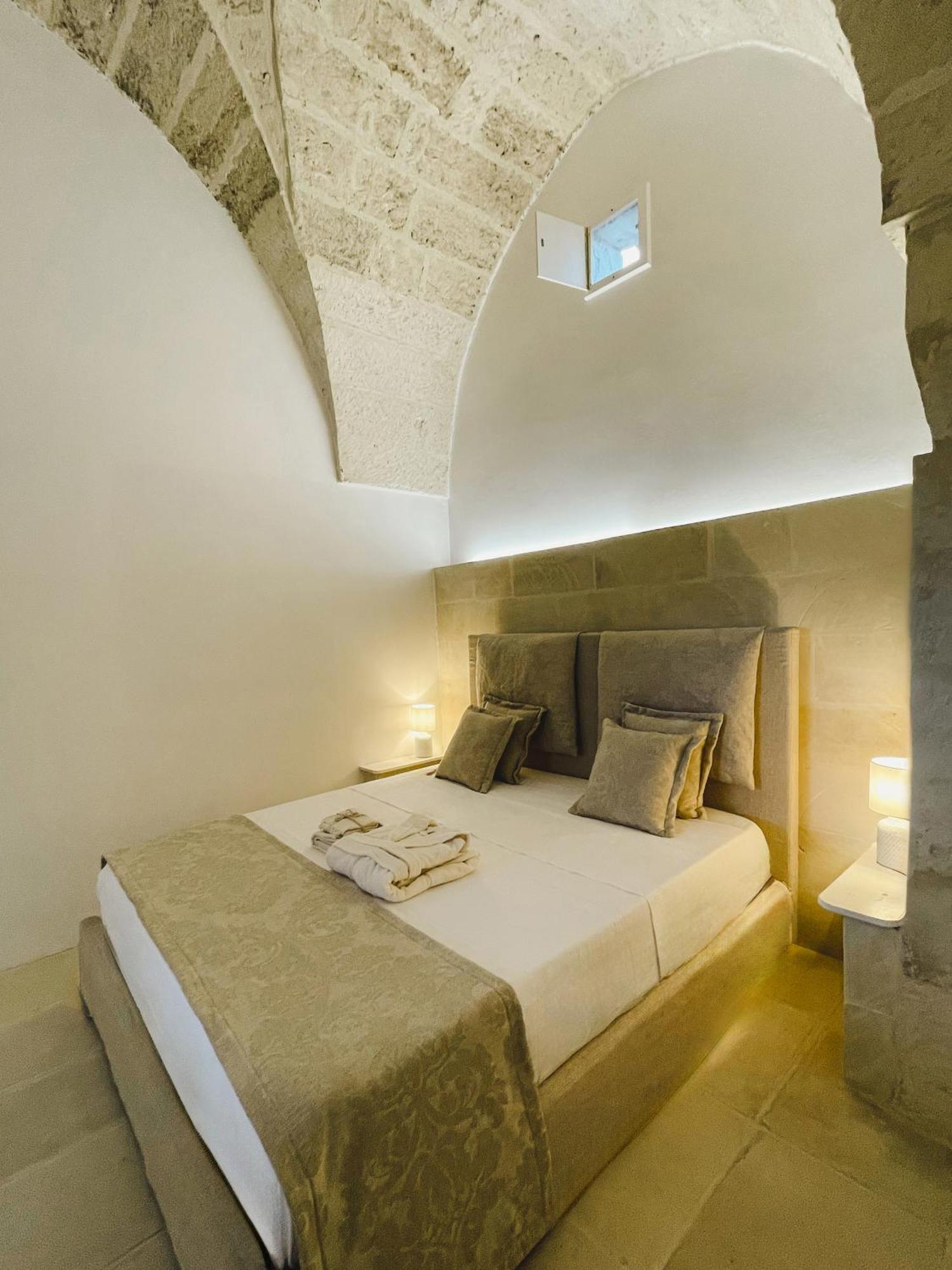 Masseria Paralupi Bed & Breakfast Lecce Luaran gambar